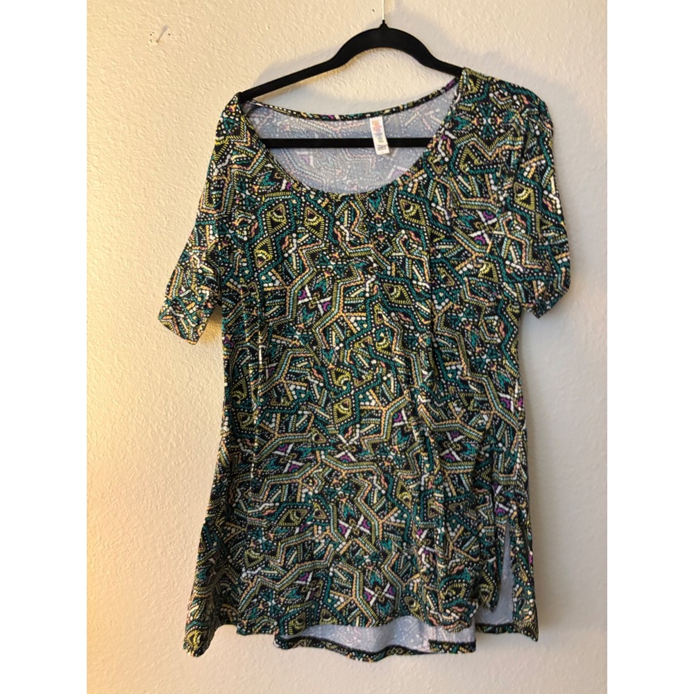 LuLaRoe Perfect T Top Large L Multi Color Geometric Tribal High Low Shirt A1247